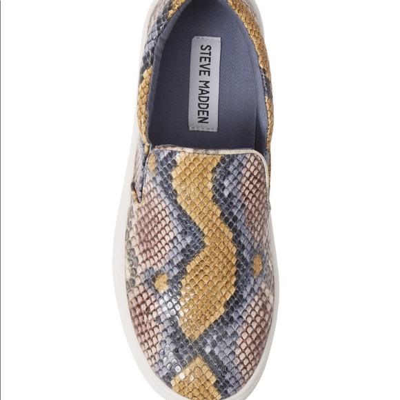 ๐Host Pick๐ Steve Madden Gills Platform Sneaker - Picture 3 of 8